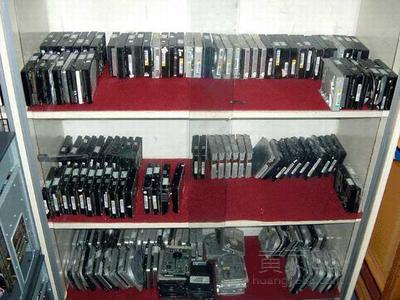 供应上海浦东区废旧服务器设备回收报废服务器板卡硬盘收购